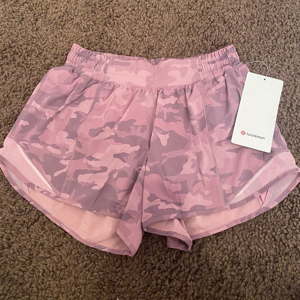 NWT SOLD OUT EVERYWHERE lululemon hotty hots